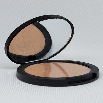 A|K| Cosmetix Sheer Highlight, Highlighter, Luminous Finish. (Sunkiss)