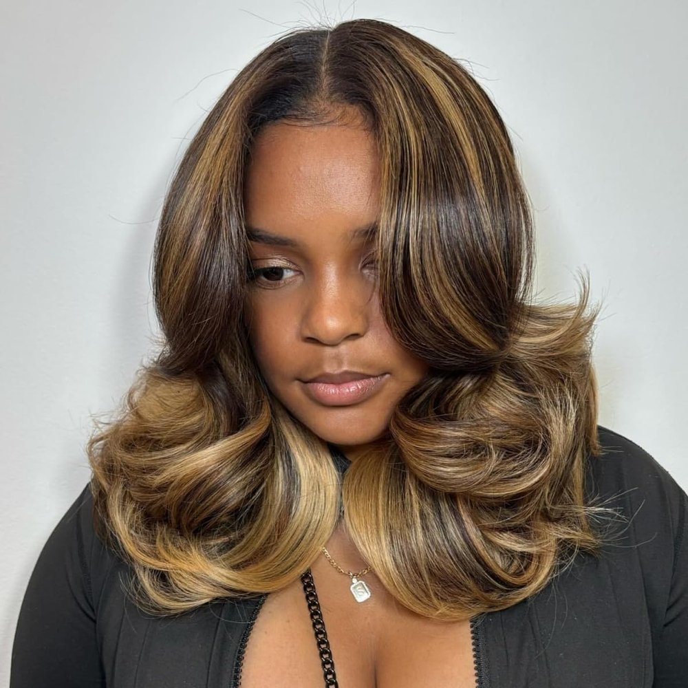 13X6 HD Invisible Lace Frontal Human Hair Wig Short Body Wave Ombre Highlight Honey Blonde Beazilian Remy Wigs Pre Plucked with Baby Hair Bleached Knots 180% Density Bob Wavy Colored Wig 14Inch