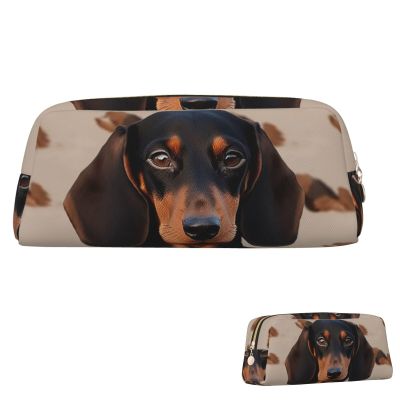 LPSRTWE Leather Pencil Case Cute Zipper Pencil Pouch Aesthetic Pen Bag Dachshund Dog Cosmetic Makeup Bag for Men Women