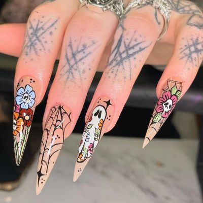 24Pcs Halloween Extra Long Fake Nails Skull Flower Press on Nails Pointed Almond Spider Web Reusable Cute Ghost Full Cover Acrylic Nails for Women Halloween Manicure Decoration Supplies