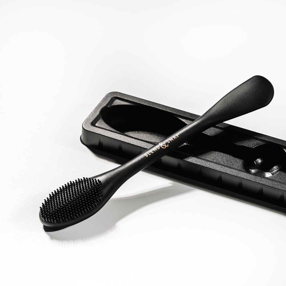 BLEND & SNAP Porify - Silicone Pore Cleanser Brush - Daily Skin Preparation for Skincare, Cleansing Scrubbing Tool, Face Mask Applicator, Gentle Exfoliation & Face Massager for Sensitive Skin