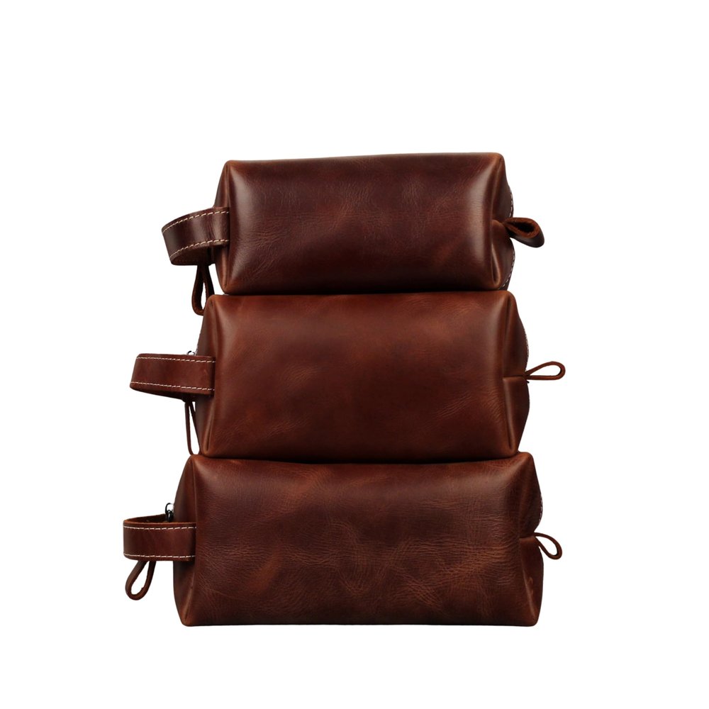 COZY LEATHER Personalized Travel Toiletry Bag for Men Premium Genuine Leather Dopp Kit for Men, Leather Dopp Kit Dark Brown Small