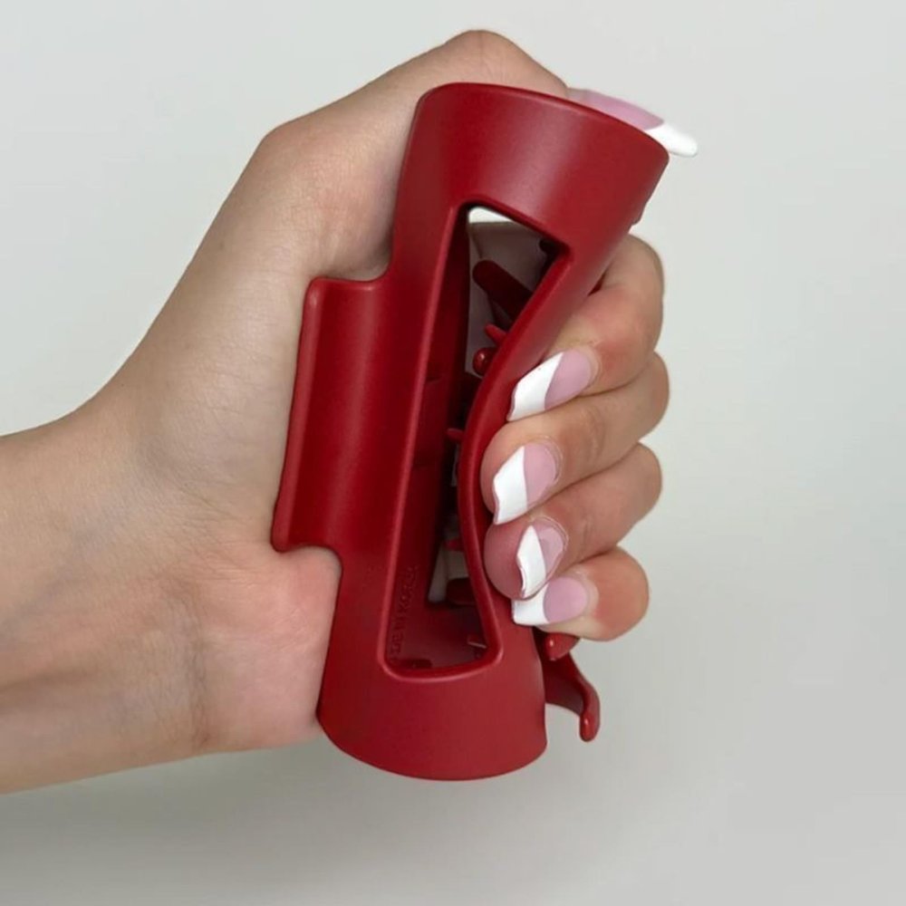 2025 new soft silicone shark clip, women's high-end hair clip at the back of the head, frosted disc hair clip