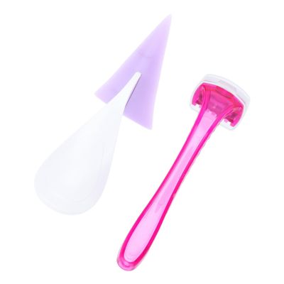HEALEEP Women Privates Hair Shaper Silicone Razor Lightweight Bikini Shaver for Wet and Dry Use Non Slip Design for Precise Grooming and Shape Portable Travel Friendly Hair Random Color
