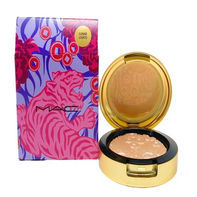 M.A.C Lunar Luck Collection Extra Dimension Skinfinish Highlighter - Lunar Lights (.14 Oz/4g)
