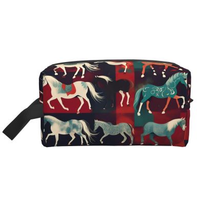 AOLXDE Various Kinds Of Horses Print Toiletry Bag Travel Organizer Cosmetic Bags Wash Bag For Men Women,For Travel Gym Daily