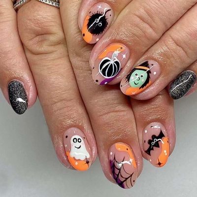24Pcs Halloween Press on Nails Short Almond Ghost Pumpkin Fake Nails With Glitter Spiderweb Bat Design Glue on Nails Glossy Acrylic Nails for Women Halloween Orange Black Nail Decoration