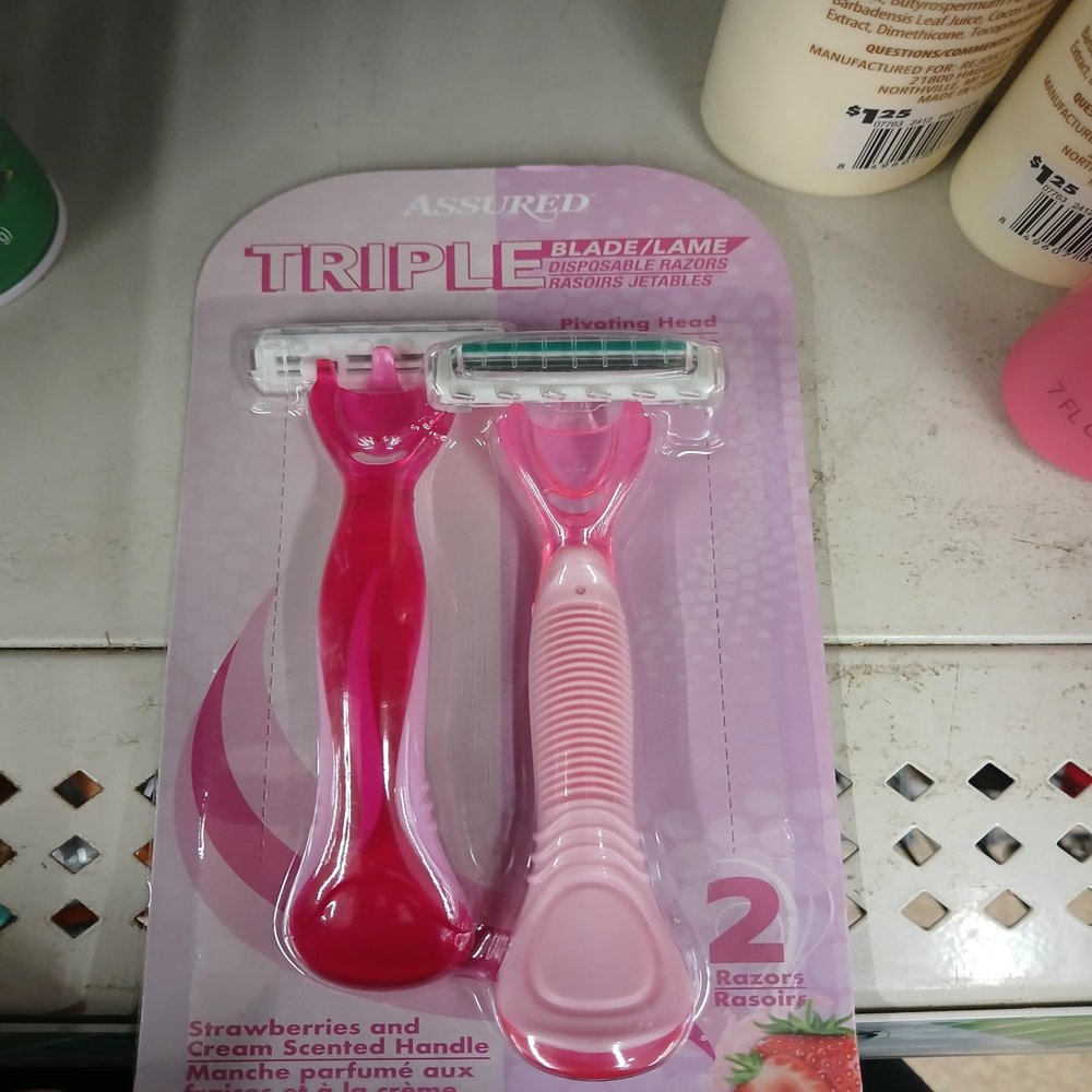 AF DYNAMICS LLC ASSURED TRIPLE BLADE DISPOSABLE PINK RAZORS (2 RAZORS)