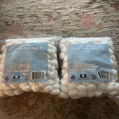 Jumbo Cotton Balls (2 Pack)