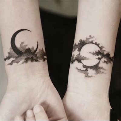 1/2pcs Moon and Sun Couple Ink Temporary Tattoo Stickers for Men and Women, Semi-permanent, Waterproof, Lasting 2 Weeks, Fake Tattoos(1pcs)