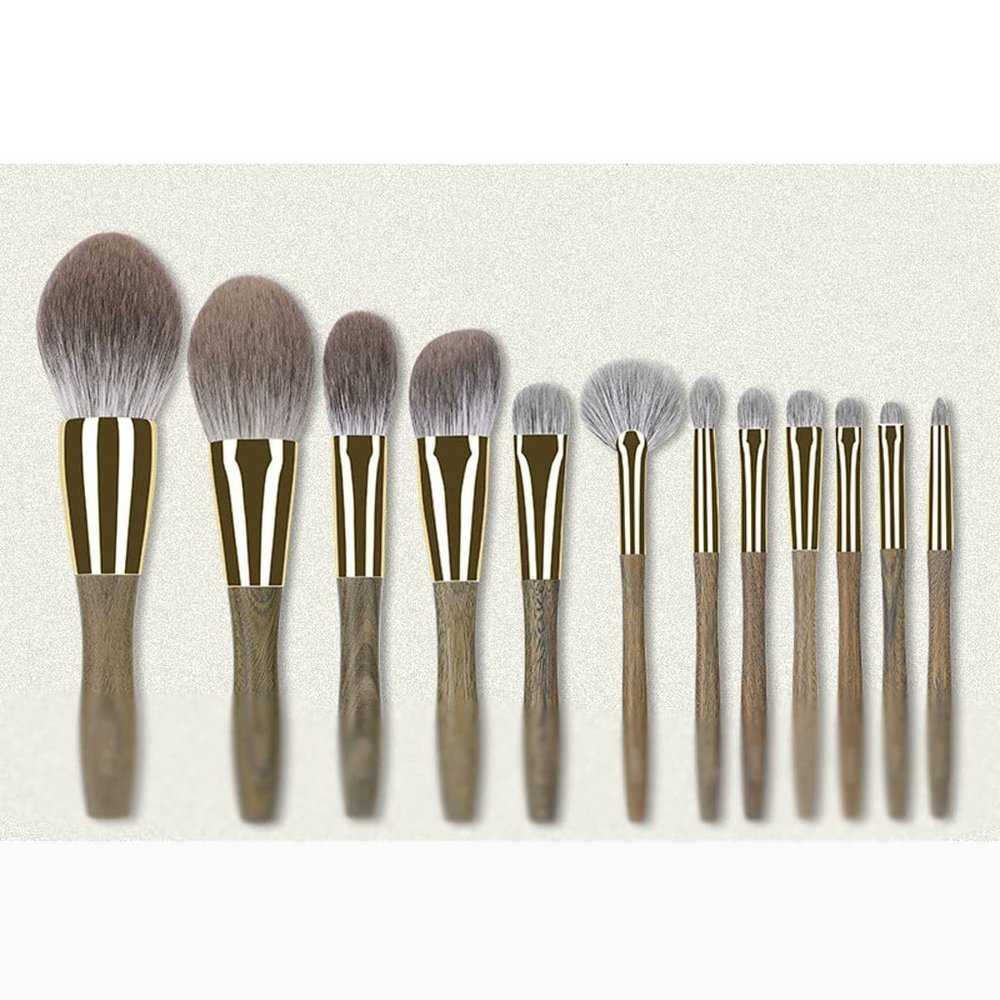 12 Green Sandalwood Makeup Brush Set Full Of Loose Powder Eyeshadow
