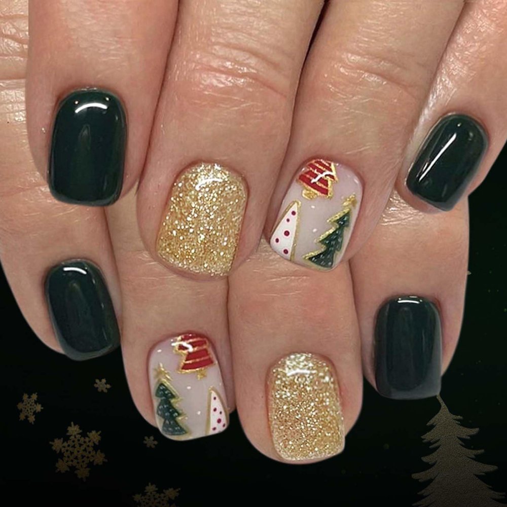 24Pcs Christmas Press on Nails Short Square Xmas Tree Fake Nails Holiday Glue on Nails Gold Glitter Acrylic Nails for Women Christmas Nail Decoration Supplies