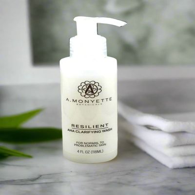A. Monyette Botanicals AHA Clarifying Facial Wash, Deep Cleansing Gel with Alpha Hydroxy Acids, Jojoba Beads for Exfoliation, 4 OZ