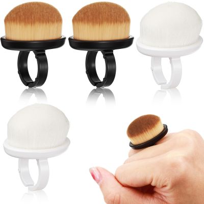 4 Pcs Dust Brush for Nails, Nail Brush Duster Soft Nail Brushes Portable Nails Duster Tools for Manicure and Pedicure,Black and White