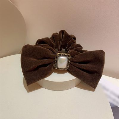 EWUROI Retro Temperament Imitation Pearl Square Buckle Velvet Hair Circle Ornaments