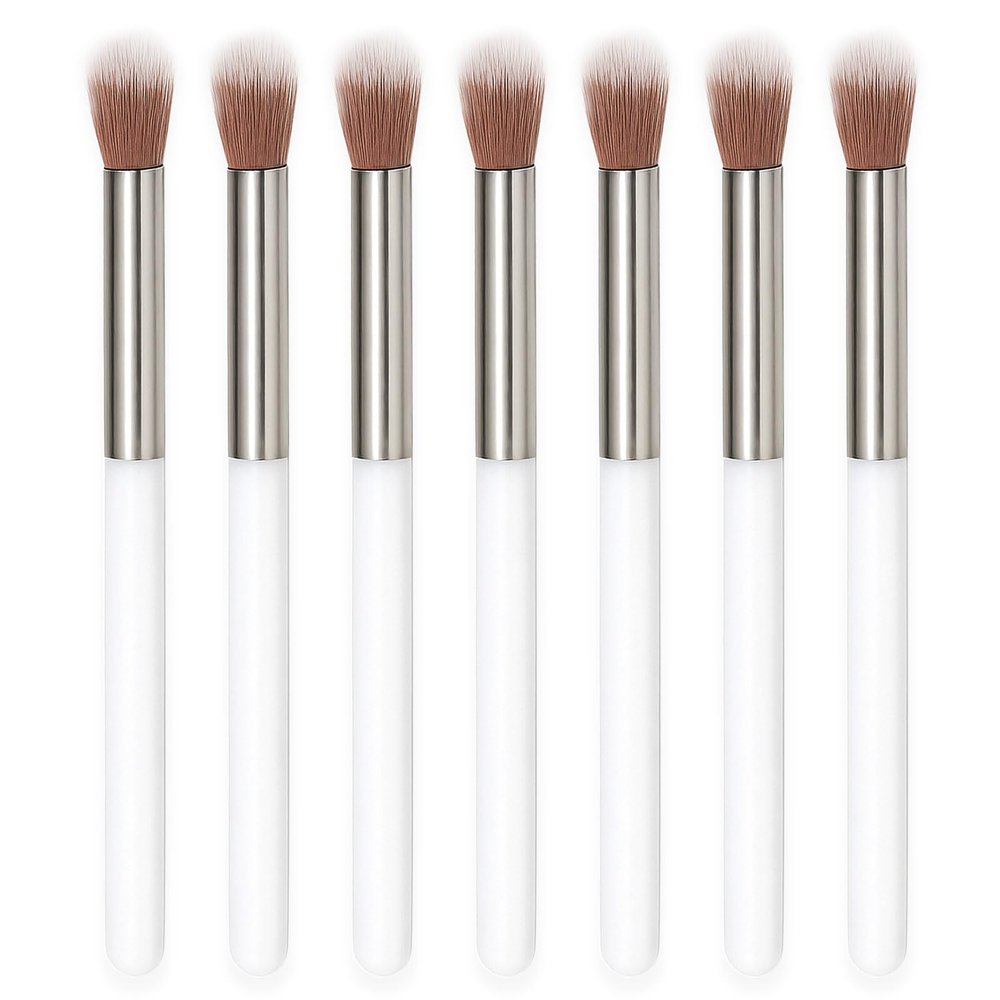 Blending Eye Brush  Professional Eyeshadow & Eyeliner Brush for Seamless Blending and Natural Finish, Vegan & Cruelty-Free Synthetic Bristles