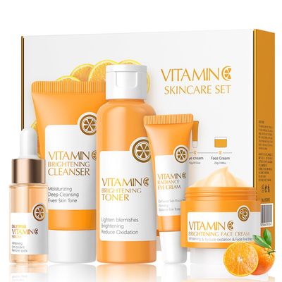 5PCS Vitamin C Skincare Set, Complete Face Care Kit with Cleanser, Toner, Serum, Eye Cream and Face Cream, Moisturizing Anti-Aging Skin