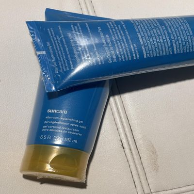 After-Sun Replenishing Gel by Mary K, Blue & Gold 6.5 fl oz tube