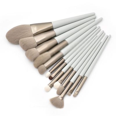 13 Pieces Of Conical Wooden Handle Makeup Brush Set, Loose Foundation, Eye Shadow and Eyebrow