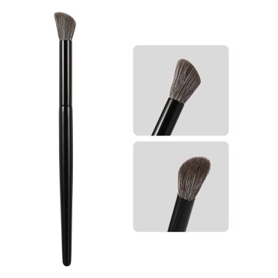 Angled Nose Contour Brush - Small Precision Powder Contouring Makeup Brushes for Nose Shading, Eye Crease Detail & Highlighter, Professional Soft Synthetic Countour Nose Brush, Seamless Blending Tool