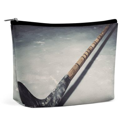 LPSBVNM Hockey Stick Cosmetic Bag Travel Makeup Bags Zips Shut Portable Make Bag Leather Cosmetic Pack for Women