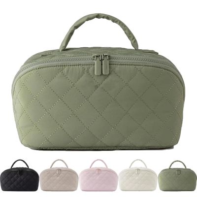 2026 New Petition Makeup Bag for Woman, Waterproof Cosmetic Organizer Wide-open Pouch Purse,Puffy Padded Organizer for Toiletries & Brushes Large Capacity with Compartments (green)