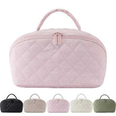2026 New Petition Makeup Bag for Woman, Waterproof Cosmetic Organizer Wide-open Pouch Purse,Puffy Padded Organizer for Toiletries & Brushes Large Capacity with Compartments (pink)