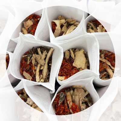 YOYOVIVA Herbal Foot Soak Bags Natural Plant-Based Foot Bath for Relaxation Detox Circulation Stress Relief Gentle Foot Spa Soak for Men Women at Home (C)