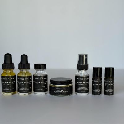 THE HOME FARM Beauty Discovery Kit. Unveil your skin's natural radiance - a luxurious,seven-step ritual designed to nourish, refresh and transform.