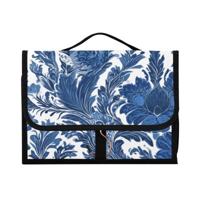 CuwrYet Blue White Damascus Travel Toiletry Bag 1 PCS Hanging Toiletry Bag for Women & Men Makeup Organizer Bags for Travel Essentials Accessories Cosmetics Gifts for Women