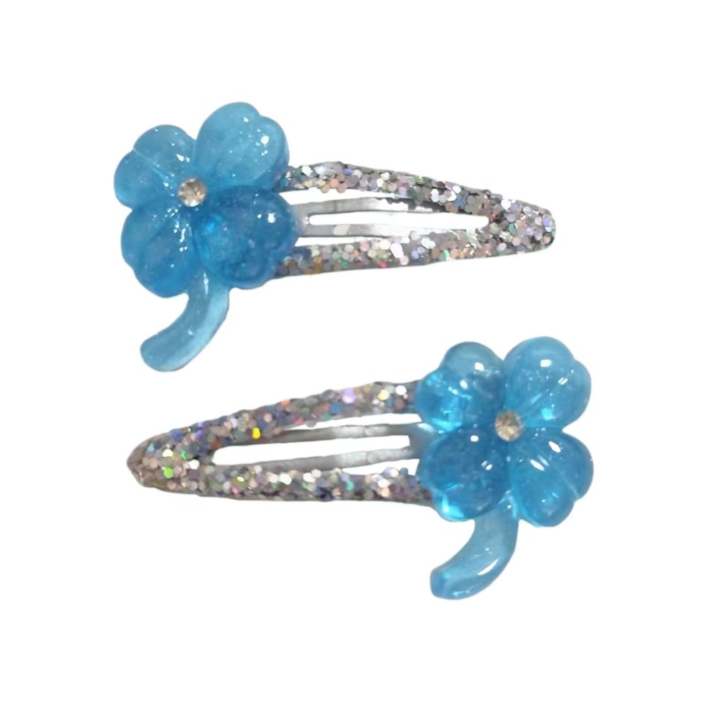 Umhje Whimsy Twee 2pcs Hair Clips for Women Vintage Funky Four Leaf Clover Hairpins Gifts Y2k Harajuku 2000s Accessories (Blue)
