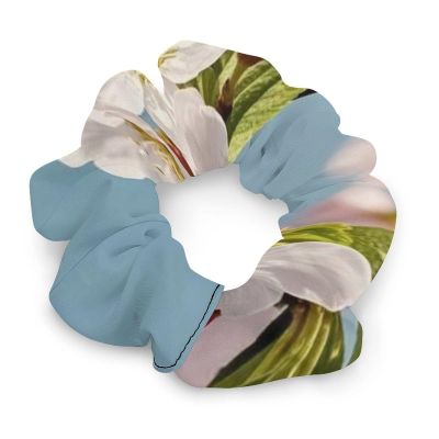Japanese Floral Cherry Blossom Scrunchies for Women Soft Elastics Hair Bands No Crease Hair Ties Gentle Cute Hair Scrunchies Large Ponytail Holder Stylish Hair Accessories for Thick Thin Hair