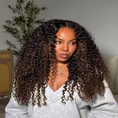 250% High Density Kinky Curly Ombre Brown Human Hair Wig Pre Plucked Bleached Knots 13X4 Glueless HD Invisible Lace Front Wig with Baby Hair #1B/4 Ombre Afro Curly Brazilian Wigs For Woman 26"