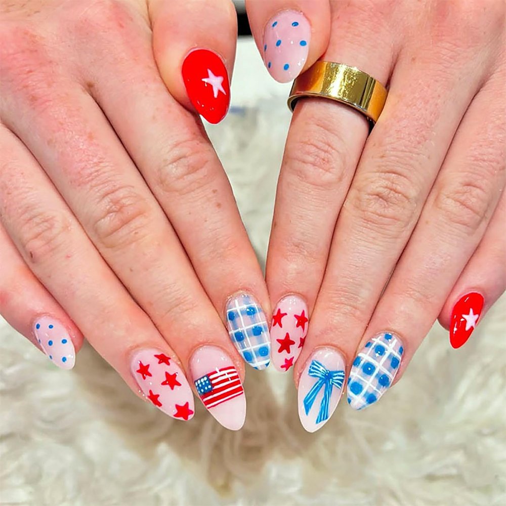 24Pcs 4th of July Press on Nails Medium Almond Fake Nails Cute Independence Day False Nails with Star Plaid Bow Polka Dot Design Artificial Nails Press ons Full Cover Patriotic Stick on Nail for Women