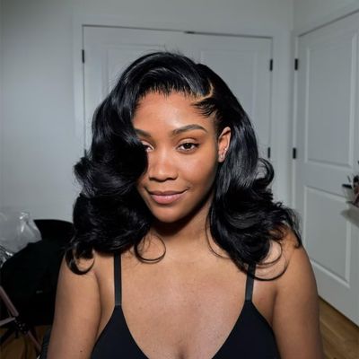 New Trend Logos Hairline Human Hair Body Wave Short Bob Wigs Natural Black Brazilian Remy HD Invisible Lace Front Wig with M Shaped Hairline Baby Hair Bleached Knots150% Density 12Inch