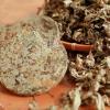 Portable Travel Size Wild Sun-Dried Qi Ai Mugwort Leaves (No Stems) Aged Artemisia argyi Leaf, for Foot Soak, Bath, Air Purification Compressed Mugwort Brick(1.1lbs) view 1
