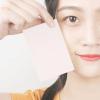 Outanaya Oil Blotting Paper Facial Sheets 2 Sets 200pcs Natural Fiber Rose Oil Absorbing Paper for Oily Skin Face Care Portable Blotting Tool view 4