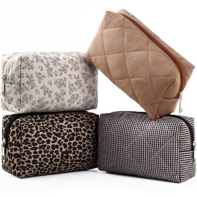 Paterr 4 Pcs Quilted Makeup Bags Cotton Puffy Cosmetic Bag Aesthetic Quilted Pencil Pouch with Zipper Cute Pencil Case for Bridesmaid Gifts Travel Toiletries Accessories(Wild & Chic)