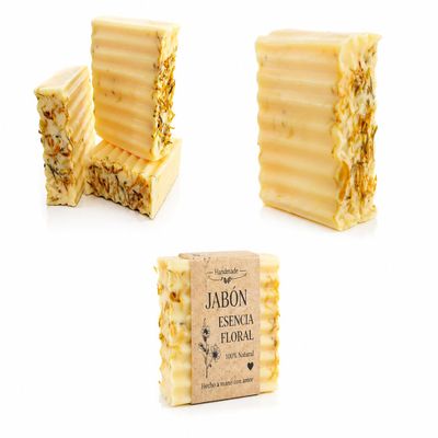 ISAELLAS PRETTY HANDMADE SOAP