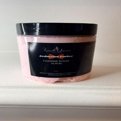 Kandle Queens Whipped Sugar Scrub Exfoliating Body Polish (Strawberry Dream Cup)