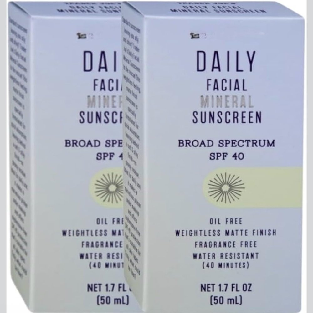 Daily Facial Mineral Sunscreen Broad Spectrum SPF40, oil free - pack of 2