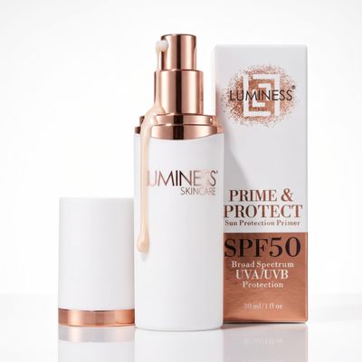 LUMINESS Color Adjusting Tinted Moisturizer with SPF 2PC Kit Hydrating Skin Tint w/Sheer Coverage, Lightweight Daily Face Moisturizer, Natural Finish, Includes Broad Spectrum SPF 50 Face Sunscreen