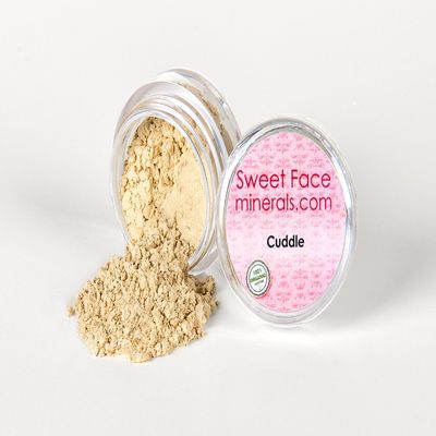 (5Gms) Cuddle Shade Shimmery Eyeshadow Powder by SweetFace Minerals, Waterproof Makeup Eyeshadow, Long-Lasting Eye Makeup, Instant Eye-Enhancer, Smudge-Resistant