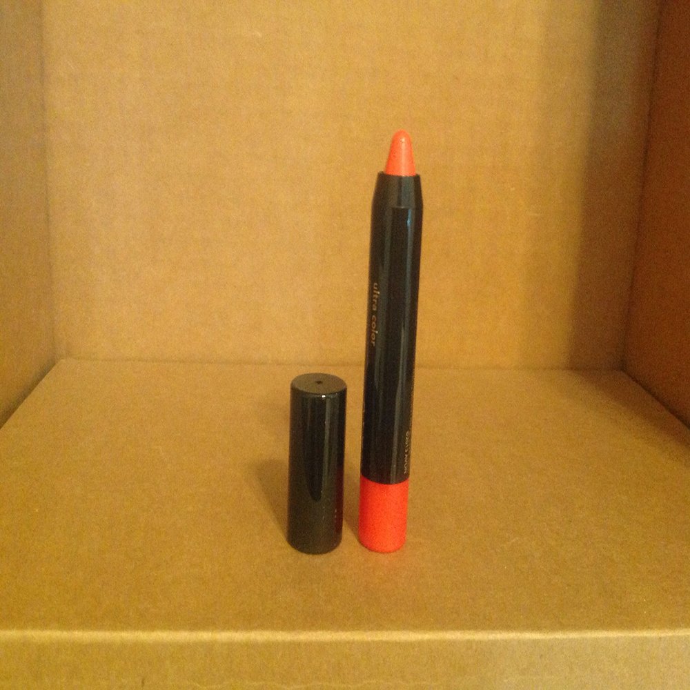 Avon Ultra Color Lip Crayon (Carefree Coral)