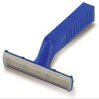 Dr05 Part# Dr05 - Razor Twin Blade W/Protector Blue 100/Bx by Donovan Industries