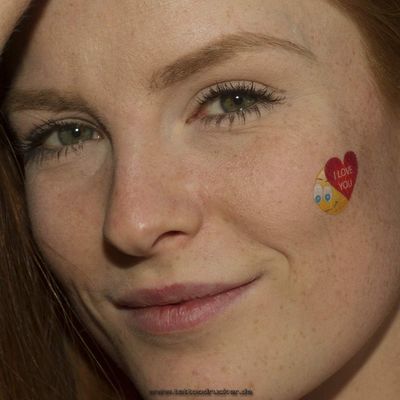 10 x Smiley Tattoo Card of 35 Emoji - 35 Colorful Emoticon Temporary Skin Tattoos (10)