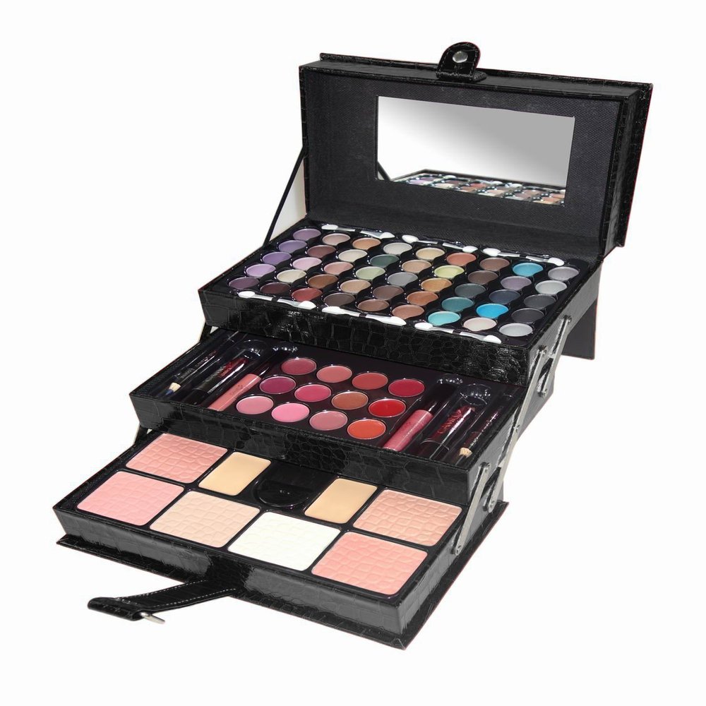 Cameo Matte All-in-one Makeup Kit, Crocodile Leather, Black