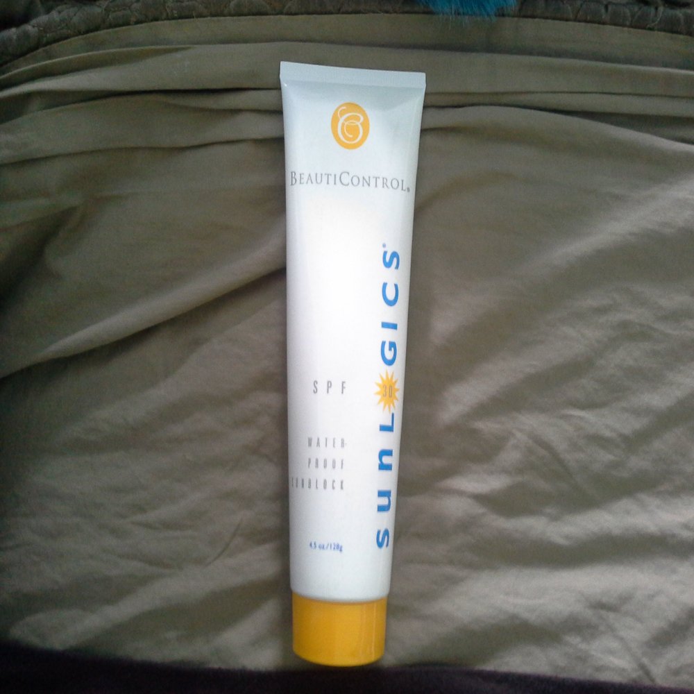 BeautiControl Sunlogics SUNBLOCK - Retails for $30.00
