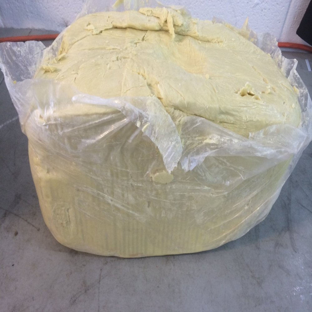 100% Pure Unrefined Raw SHEA BUTTER - from the nut of the African Ghana Shea Tree (25 Pounds)