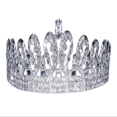16283 World Famous "Princess Kate Middleton Tiara" - Fits All Ladies. Genuine Crystal. Sterling Silver Plated. Rhinestone Crystal Princess Crown: Wedding, Bridal, Prom, Birthday, Sweet 16, Quinceanera